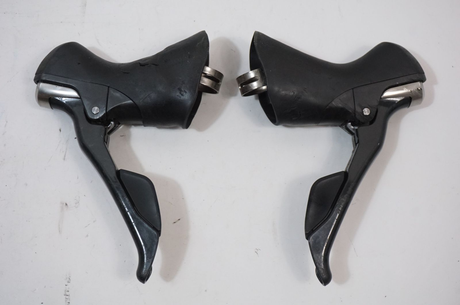 SHIMANO 「シマノ」 ULTEGRA ST-6800 デュアルコントロールレバー