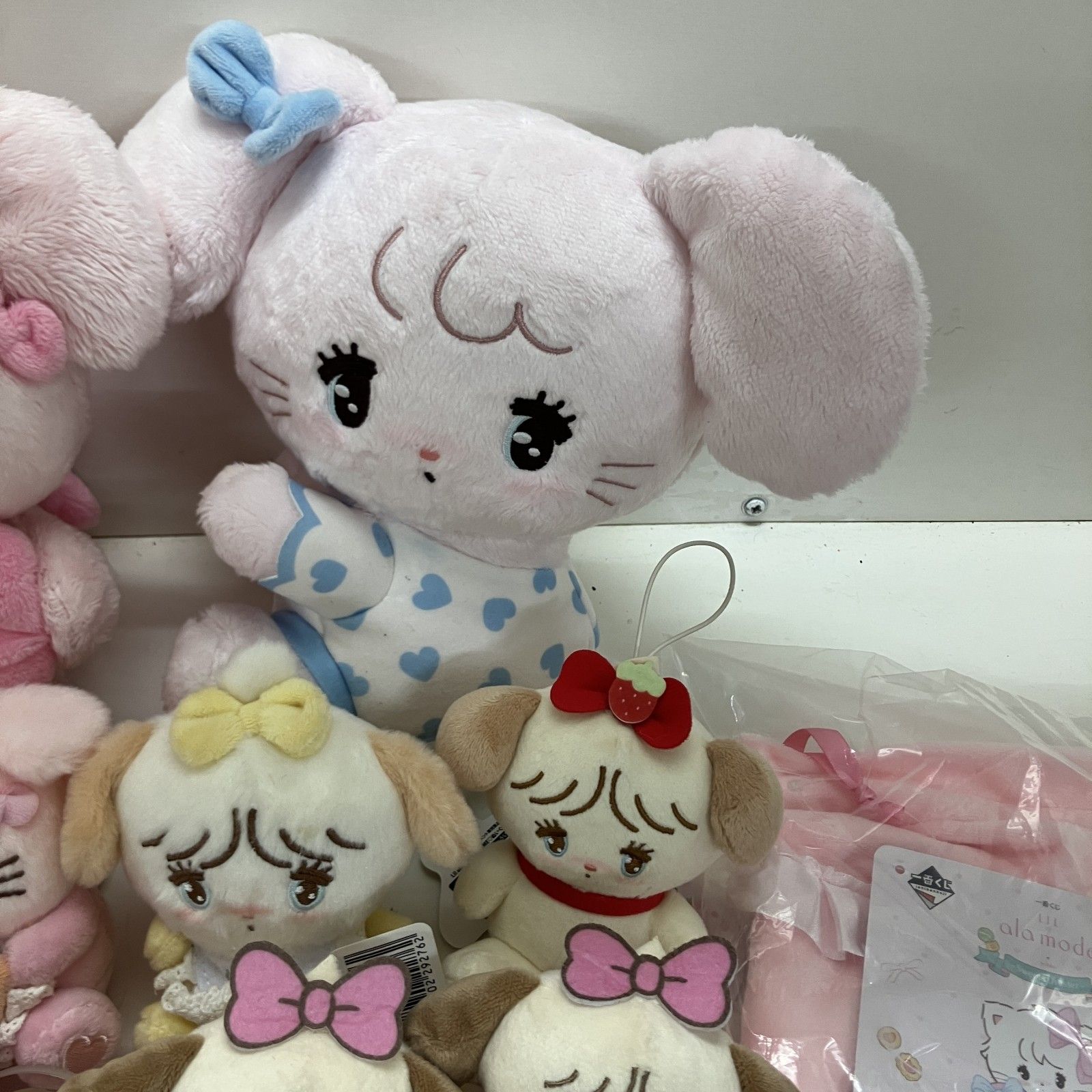 ◇ mikko ミッコ 25点 まとめ商品 ぬいぐるみ 雑貨 マスコット ポーチ
