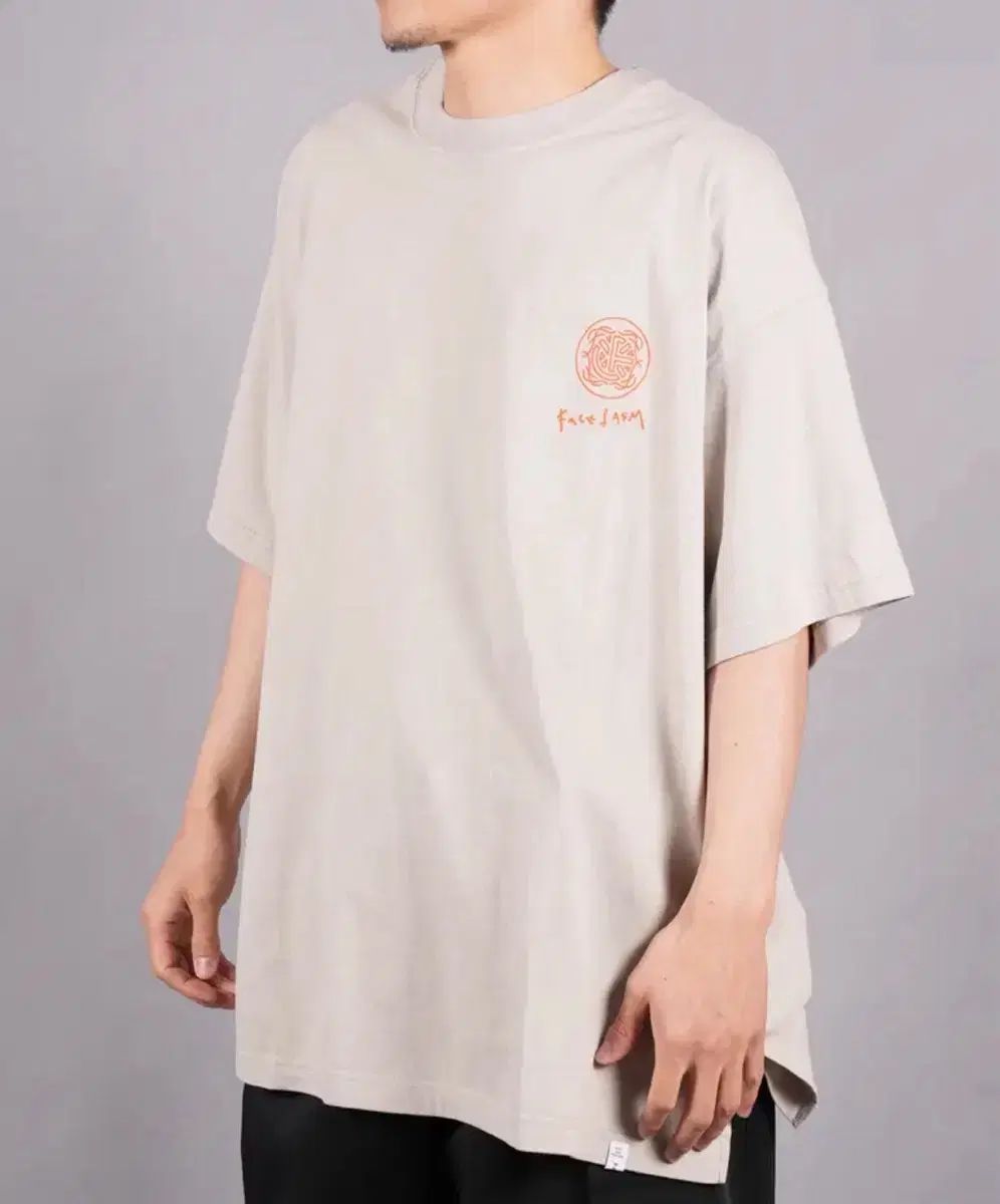 パセタズム ロゴ プリント 半袖 Tシャツ サンドベージュ COLOR 9,787円