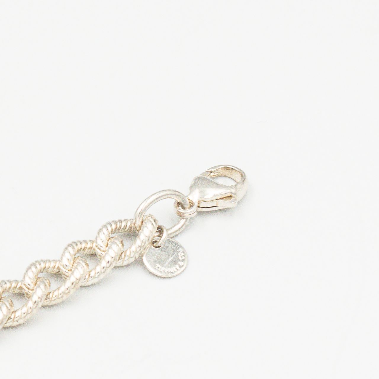 【ヴィンテージ】 ティファニー パターンドリンク ツイスト ロープ ブレスレット 19.3cm 1990年代 90's シルバー 925 Tiffany メンズ レディース バングル カフ レア 中古 送料無料 【ヴィンテージ】 ティファニー パターンドリンク ツイスト ロープ ブレスレット 19.3cm 1990年代 90's シルバー 925 Tiffany メンズ レディース バングル カフ レア 中古 送料無料