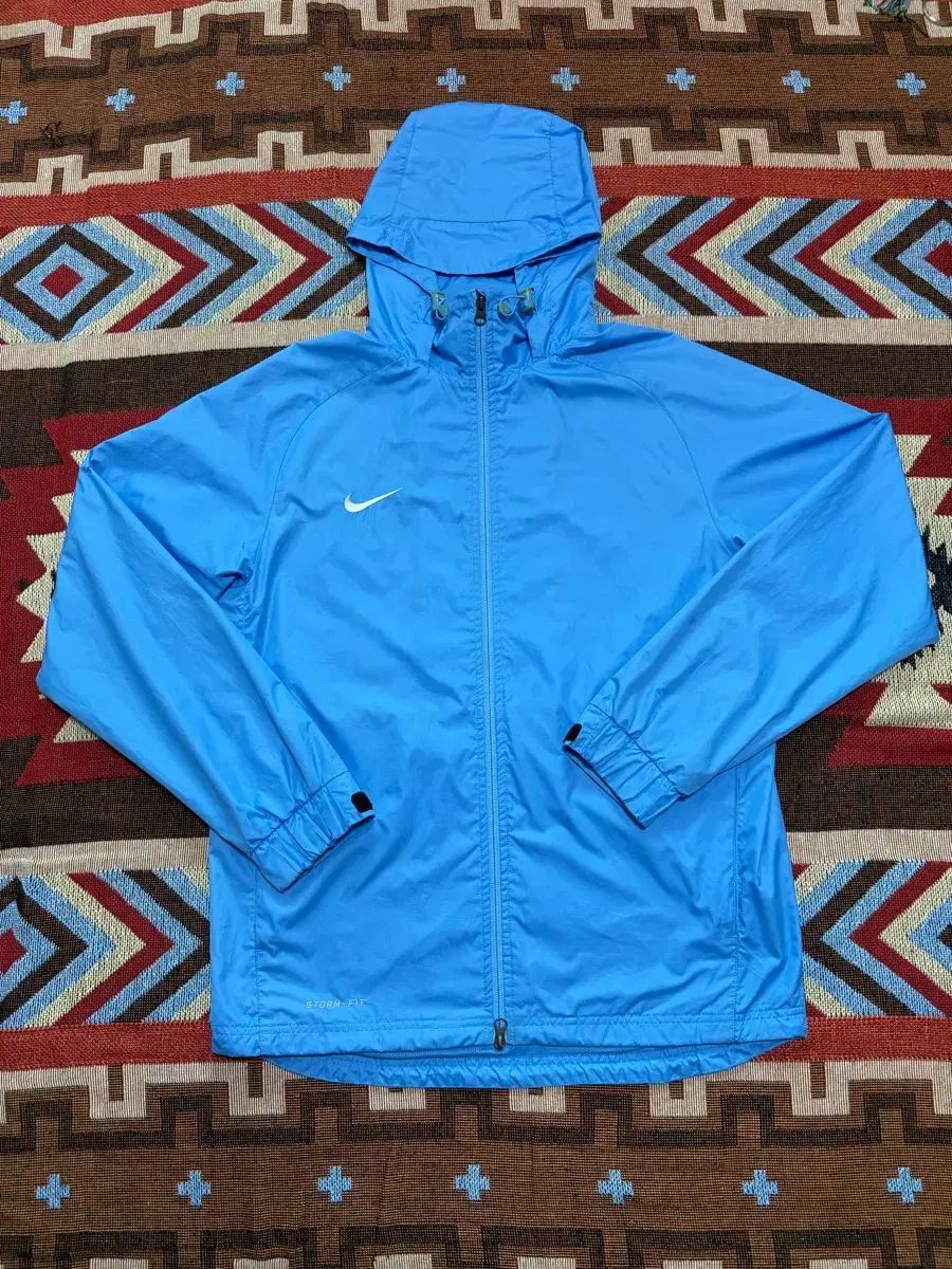 M) NIKE ストームフィット ウィンドブレーカー ジャケット スカイブルー