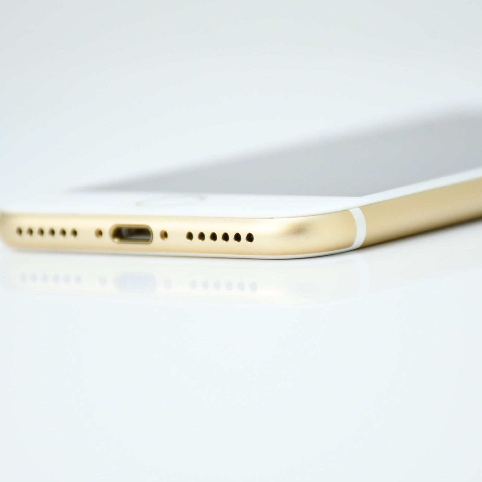 ジャンク＊バッテリー最大容量90％】SIMフリー iPhone 7 128GB
