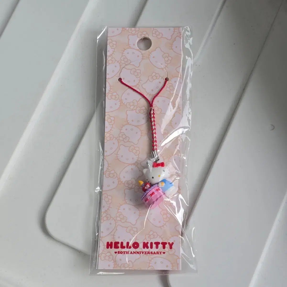未開封 ハローキティ 50周年 50th 記念 ストラップ hello kitty