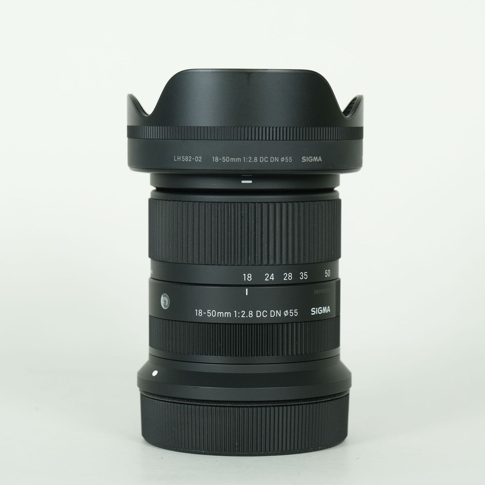 [美品] SIGMA 18-50mm F2.8 DC DN｜Contemporary [キヤノンRF用] | Canon RFマウント 44,850円
