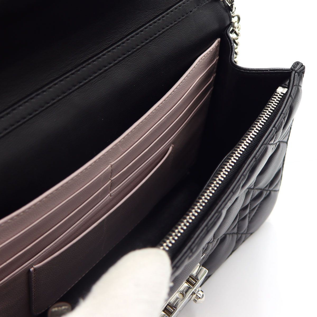 クリスチャンディオール（Christian Dior） チェーンウォレット・カナージュ　Z0724　【鍵がありません】　W21cm×H14cm×D4.5cm　財布　ショルダーバッグ　レディース（中古）