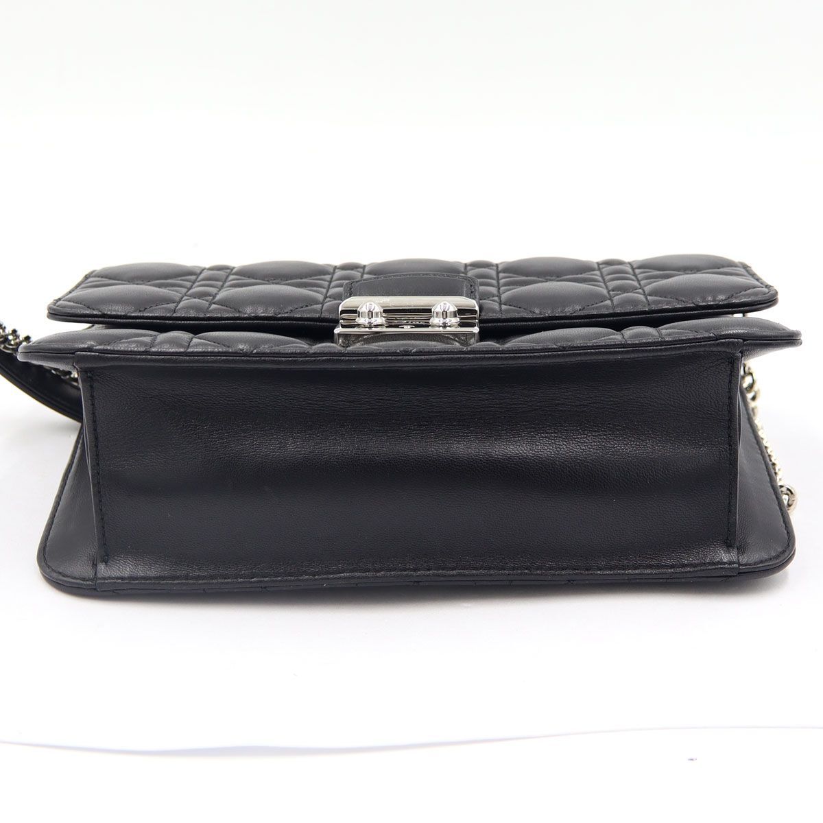 クリスチャンディオール（Christian Dior） チェーンウォレット・カナージュ　Z0724　【鍵がありません】　W21cm×H14cm×D4.5cm　財布　ショルダーバッグ　レディース（中古）