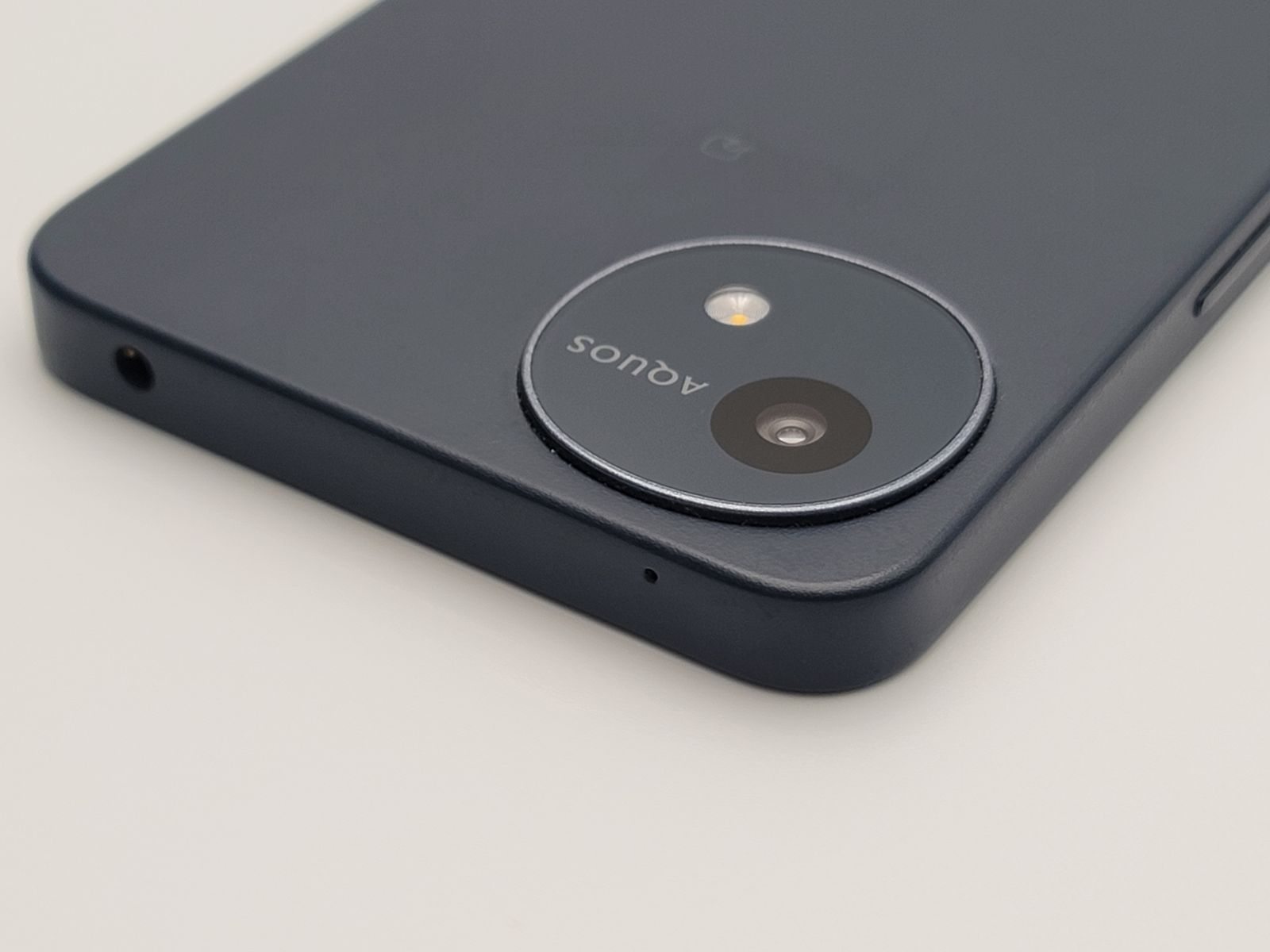 中古B】AQUOS wish4 ブラック 64GB SIMフリー - メルカリ