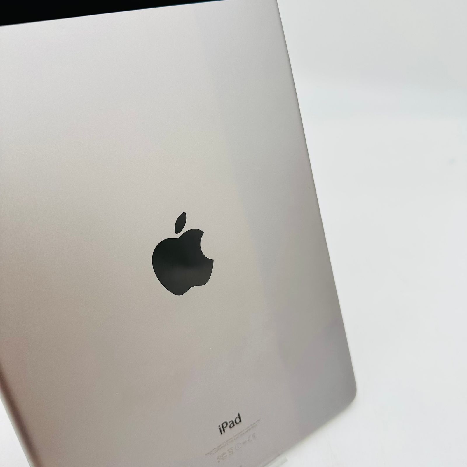docomo iPad Air 2 64GB スペースグレイ 中古 - メルカリ
