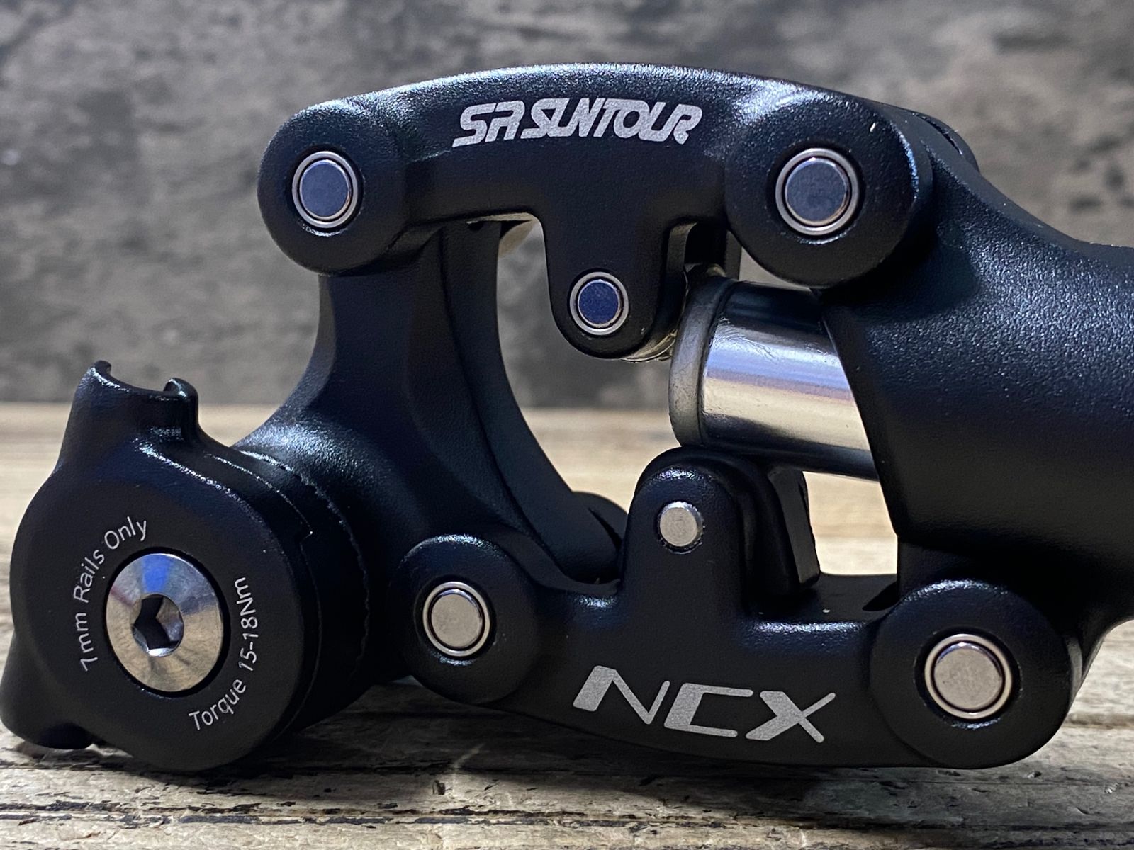 KE653 SR SUNTOUR NCX サスペンションシートポスト 350mm Φ27.2 - メルカリ