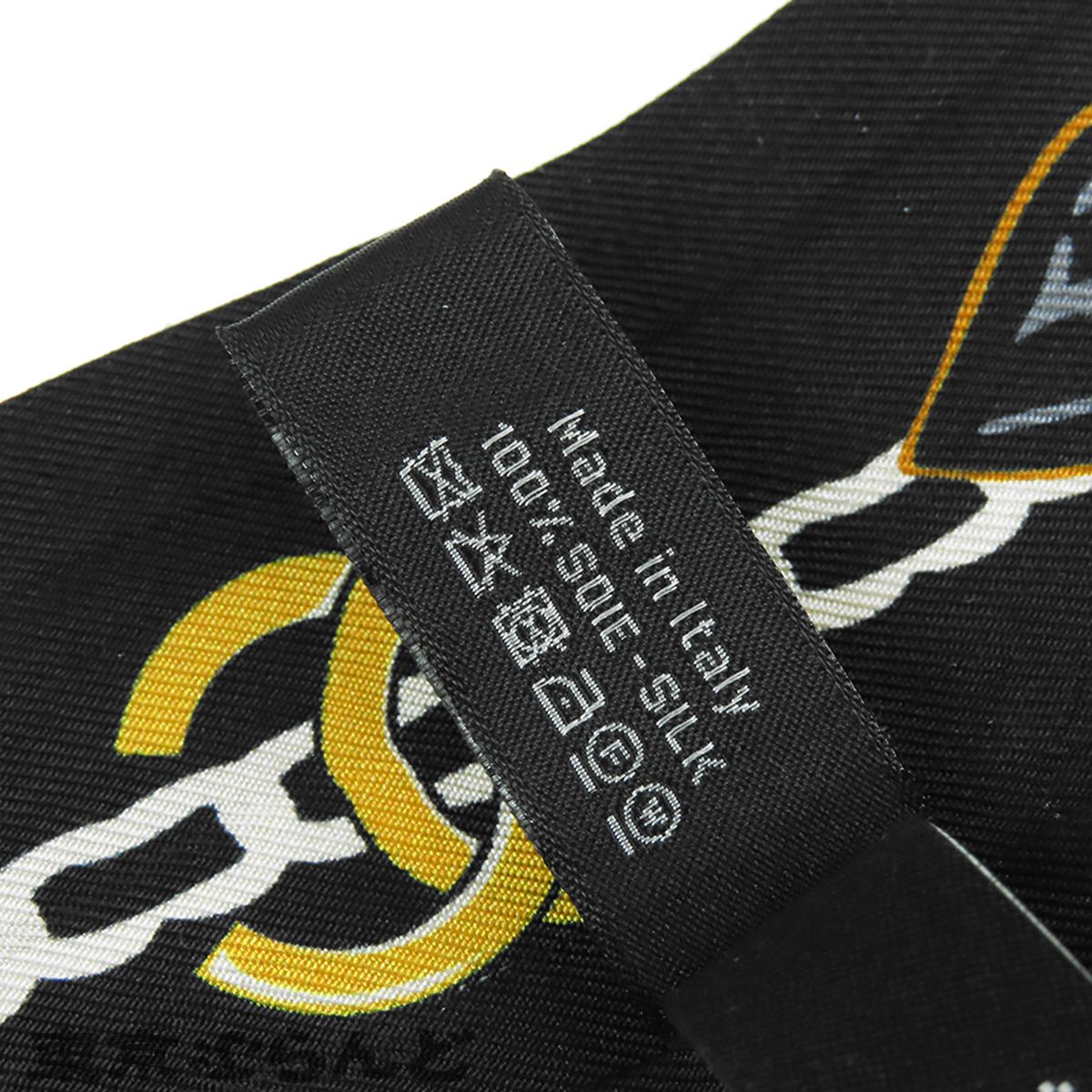 シャネル CHANEL スカーフ AA8232 ブラック 黒xホワイトxゴールド