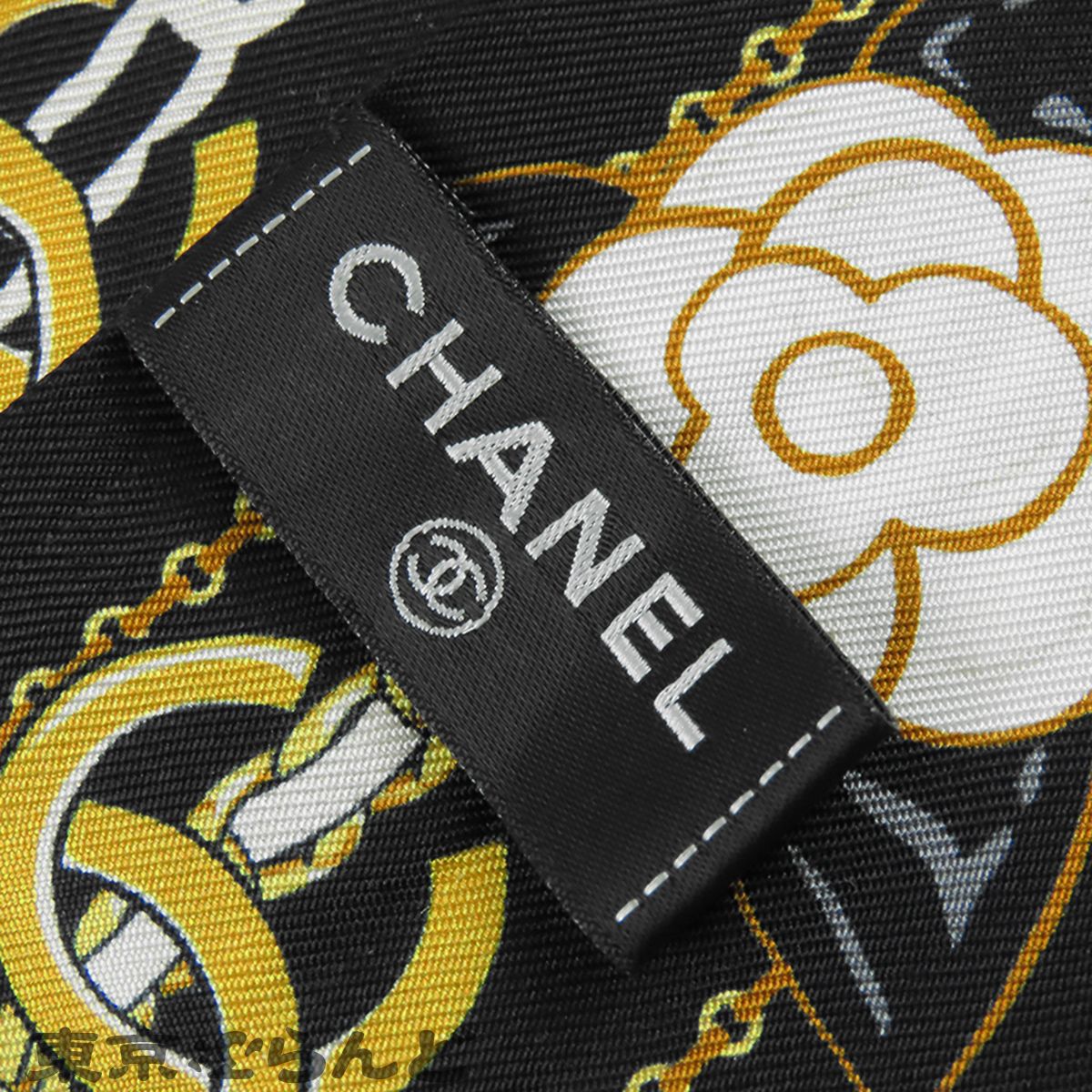 シャネル CHANEL スカーフ AA8232 ブラック 黒xホワイトxゴールド