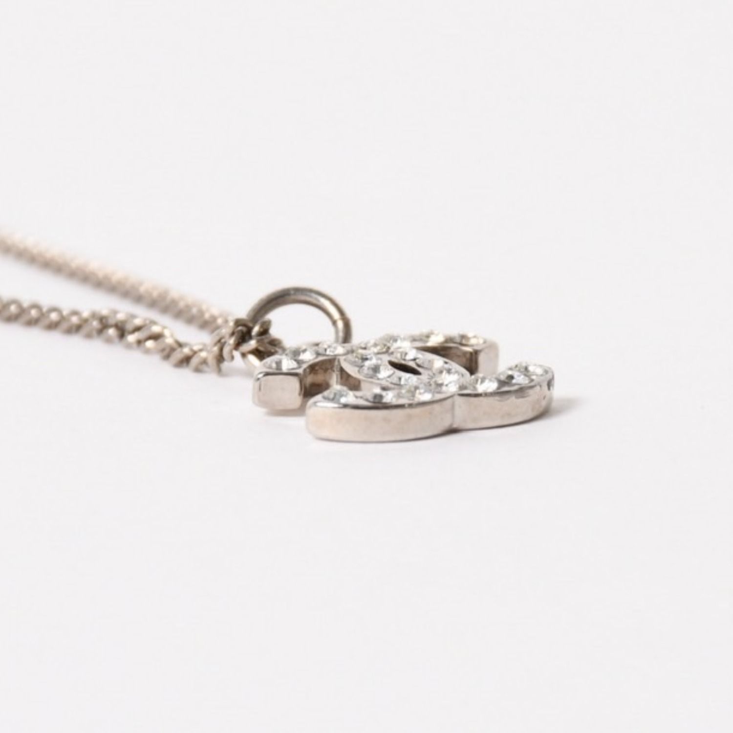 極美品 CHANEL シャネル ココマーク ネックレス ラインストーン メタル 09V刻印 重量約5.73g 中古 4a005148 極美品 CHANEL シャネル ココマーク ネックレス ラインストーン メタル 09V刻印 重量約5.73g 中古 4a005148