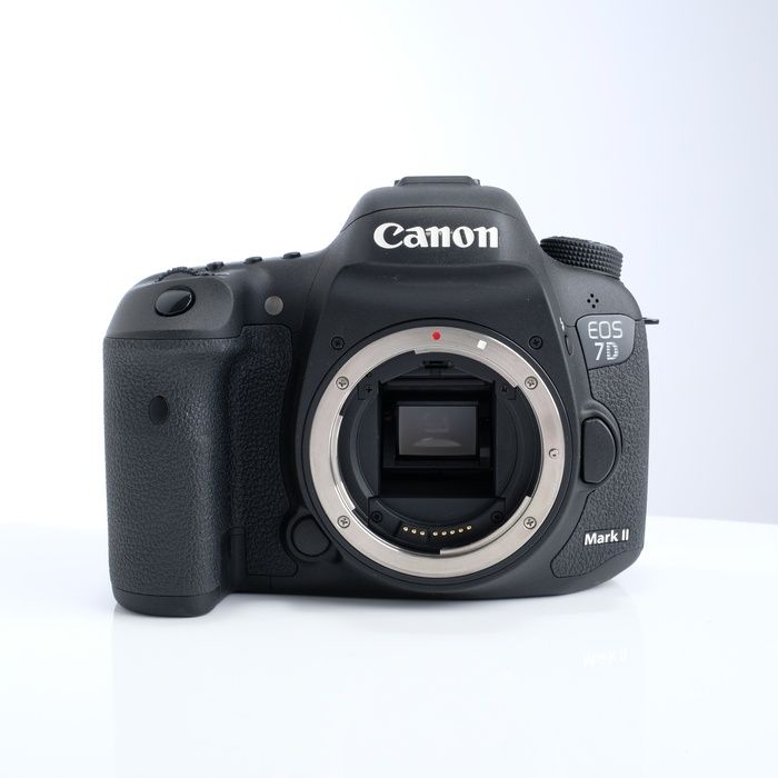 【中古】(キヤノン) Canon EOS 7D MARK2 ボデイ