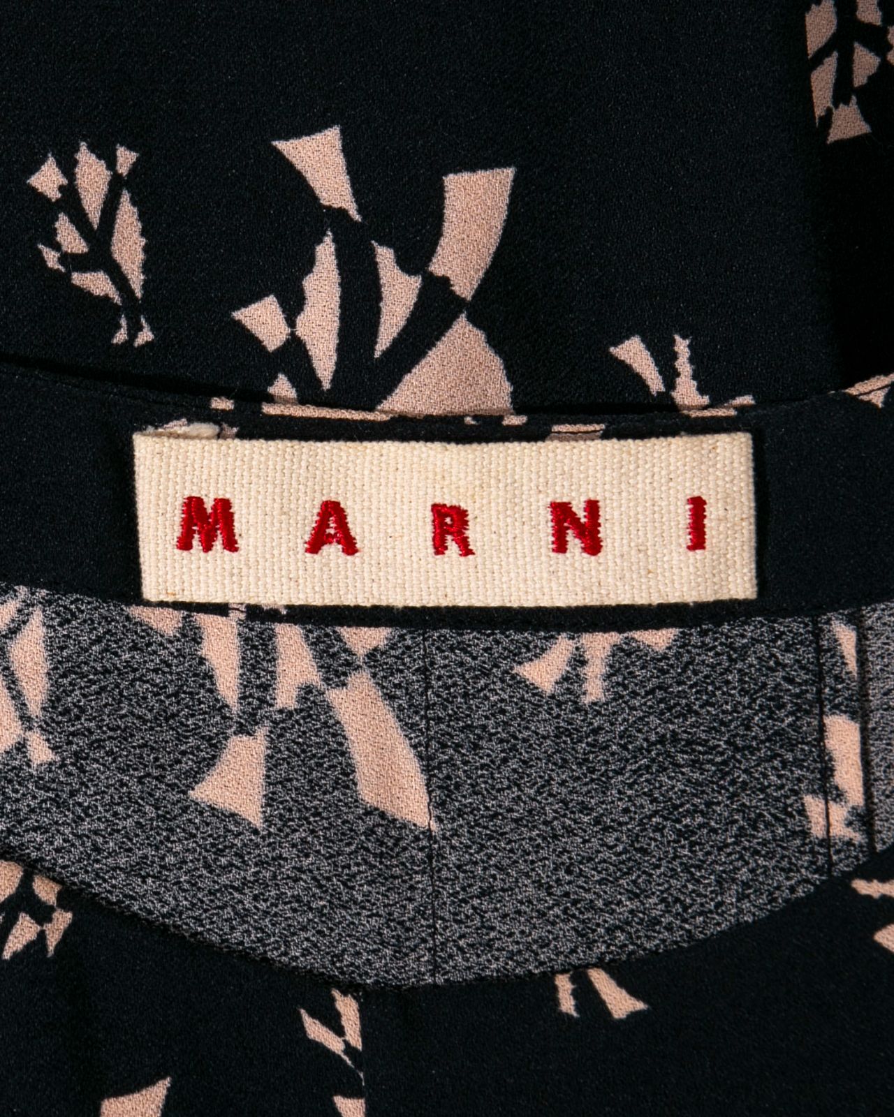美品☆マルニ☆marni☆お洒落なワンピース☆サイズ３８☆可愛い柄 MARNI マルニ 柄レーヨンワンピースW14ABMAQ22A00TV363-SHV99_iD260711