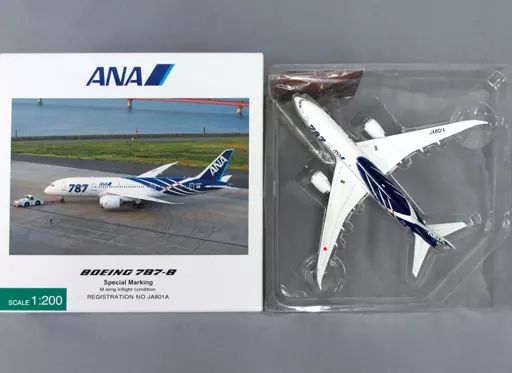⭐︎ ANA Boeing 787-8 JA801A 1:200 中古 ANA Boeing 787-8 JA801A 1