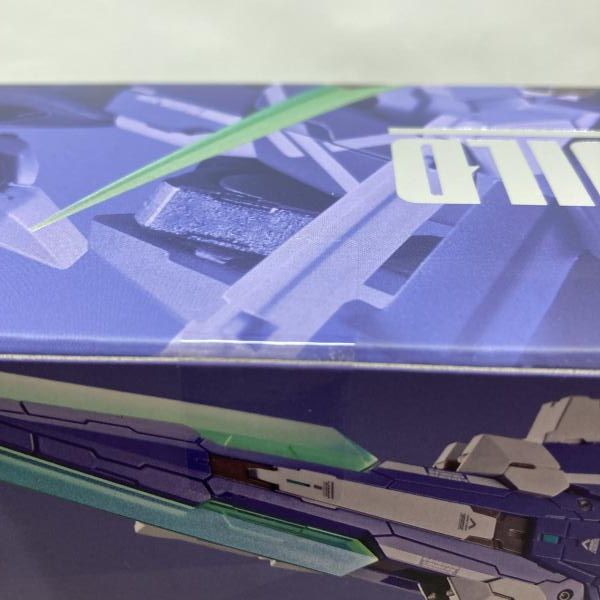 中古】バンダイ METAL BUILD ダブルオークアンタ フルセイバー 未開封
