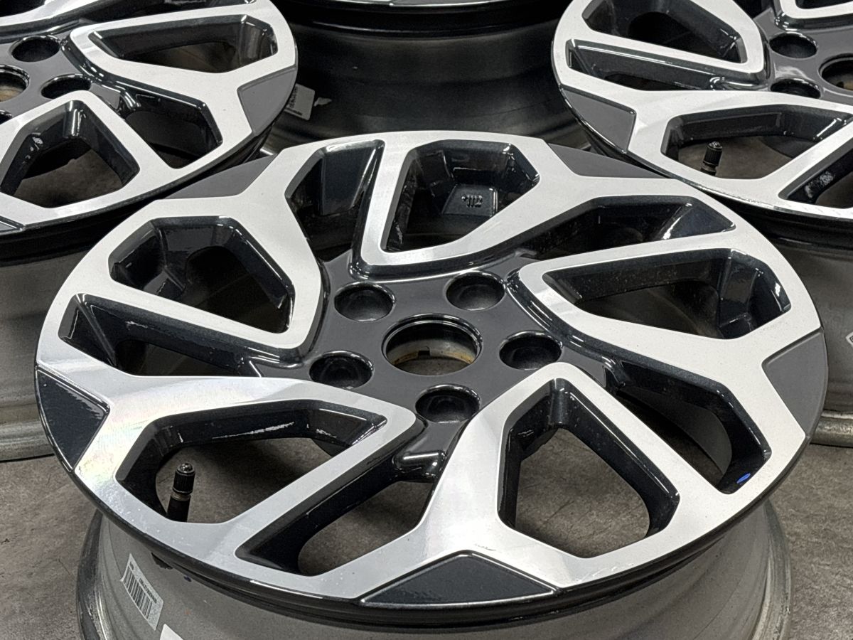 美品】スズキ フロンクス 純正 16in 6J +40 PCD114.3 4本セット