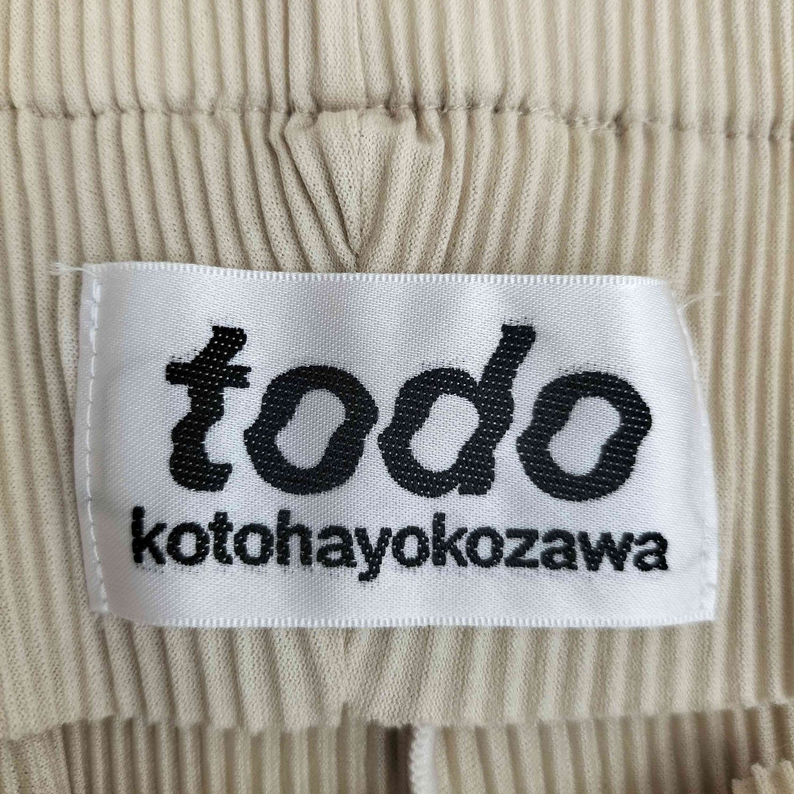 コトハヨコザワ kotohayokozawa ピープホール スリット プリーツパンツ