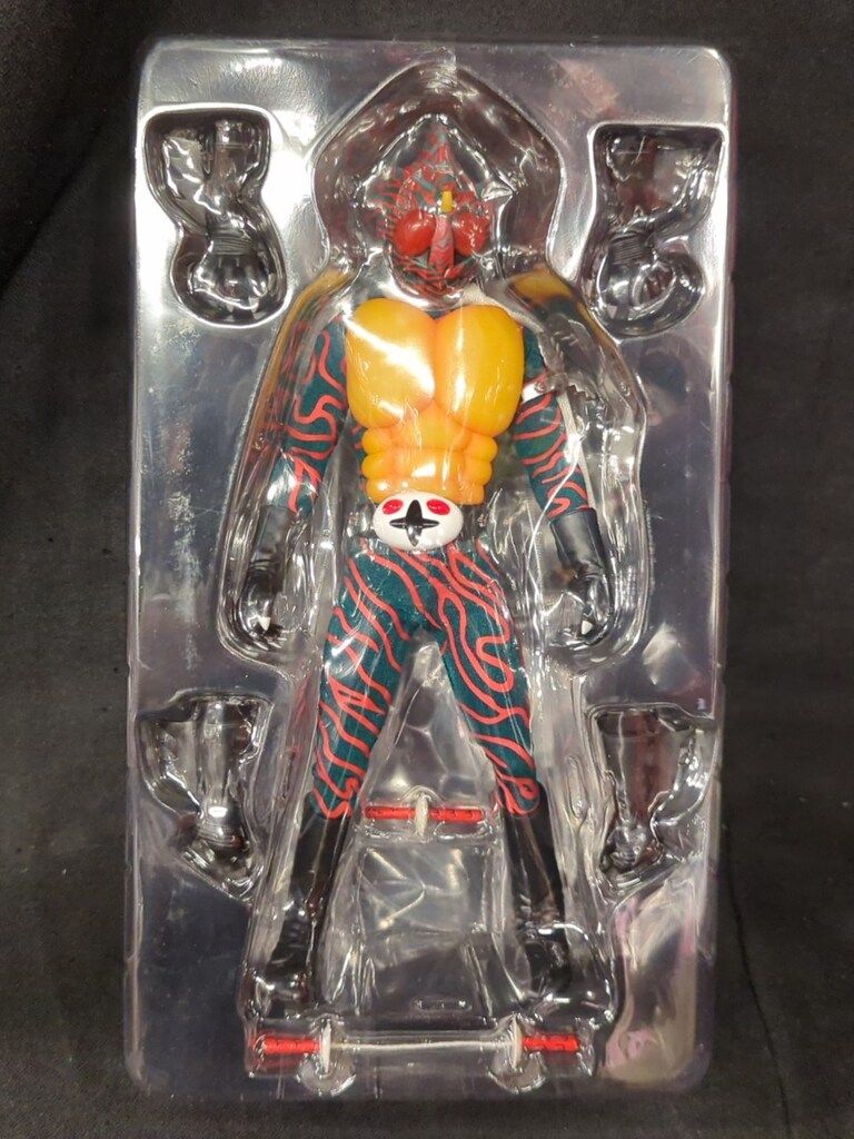 メディコム・トイ RAH220 仮面ライダーアマゾン 仮面ライダーアマゾン