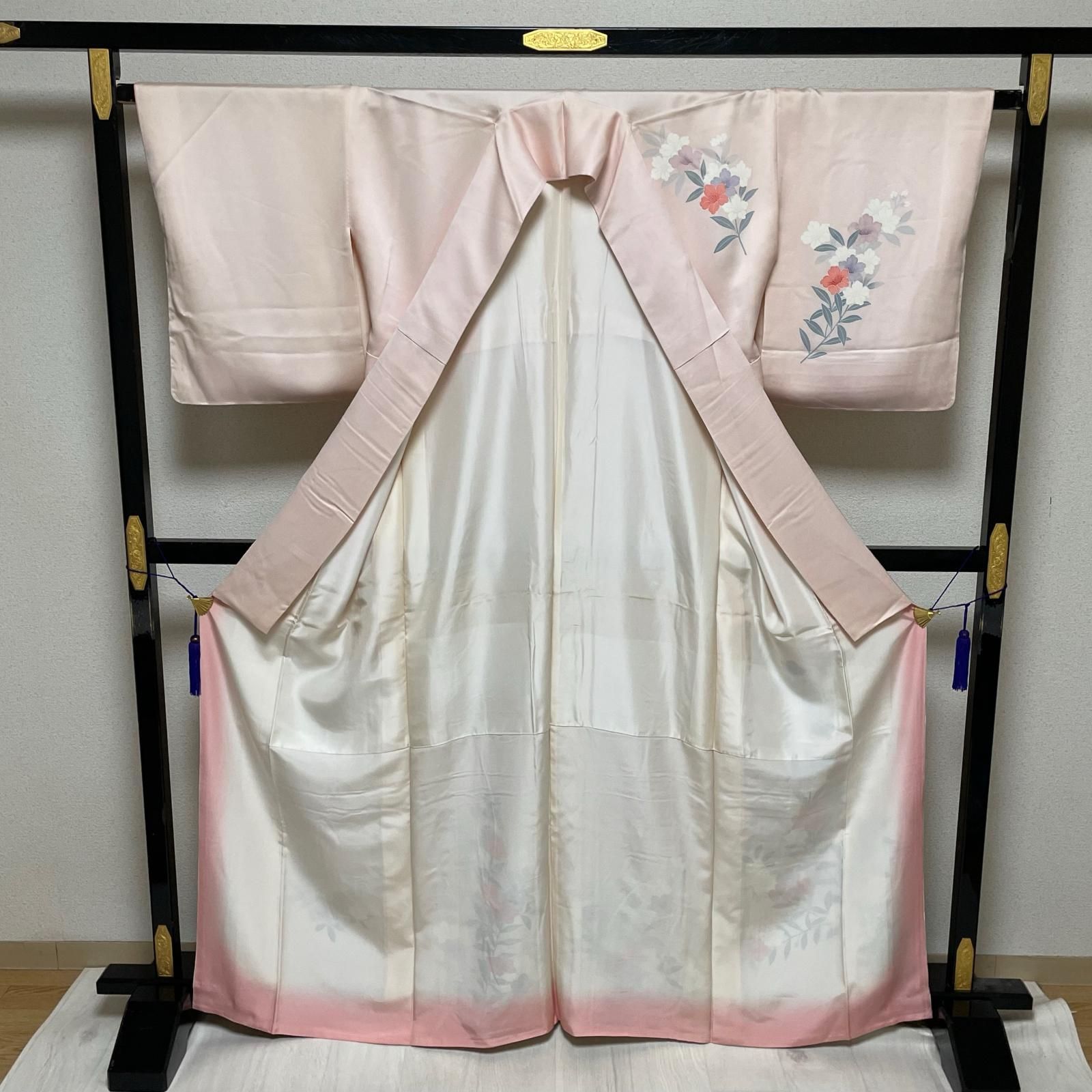 付下げ 上品な花模様 着物 正絹 X-4823 - メルカリ