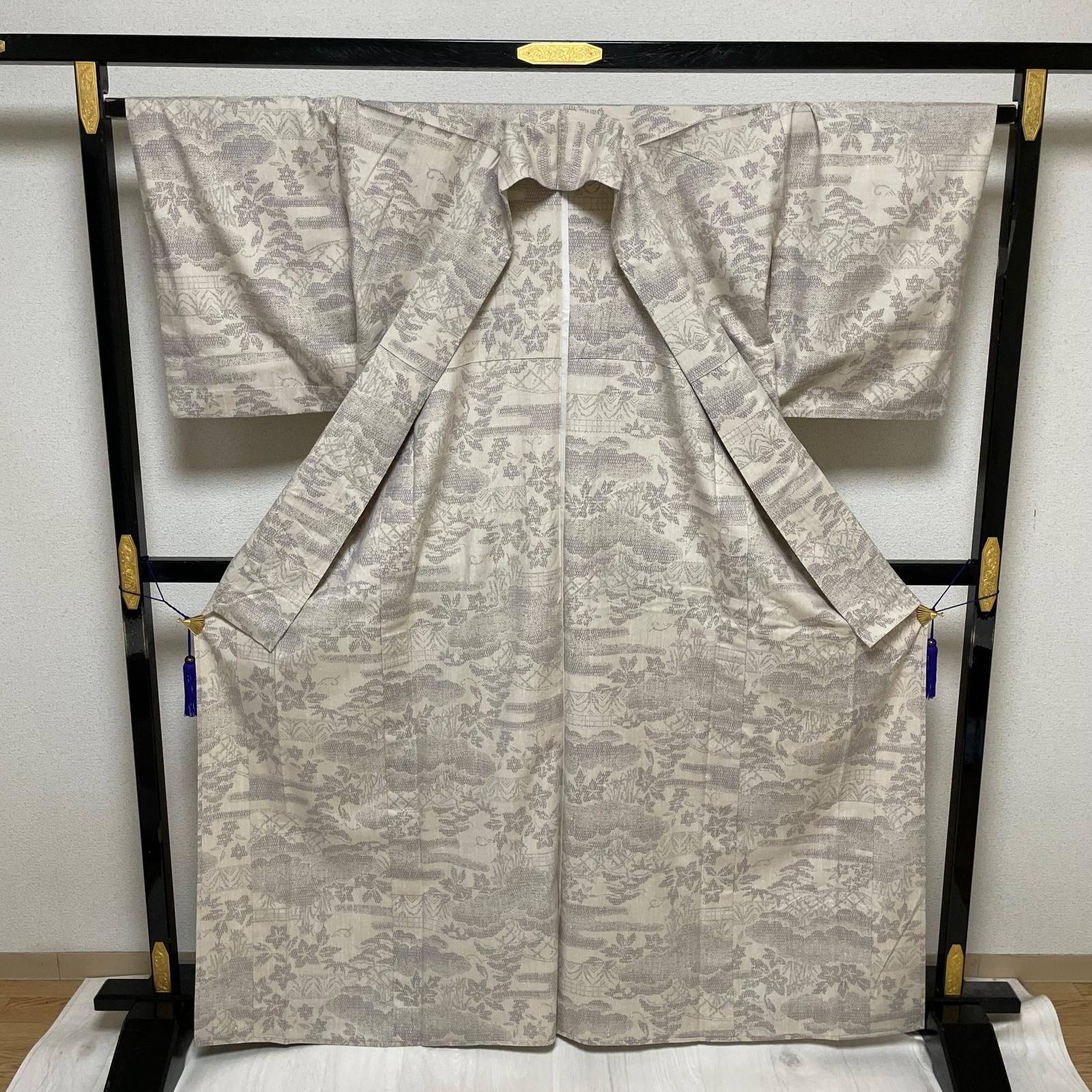 結城紬 裄66 単衣仕立て 亀甲絣 エ霞に花模様 着物 正絹 X-5122 - メルカリ