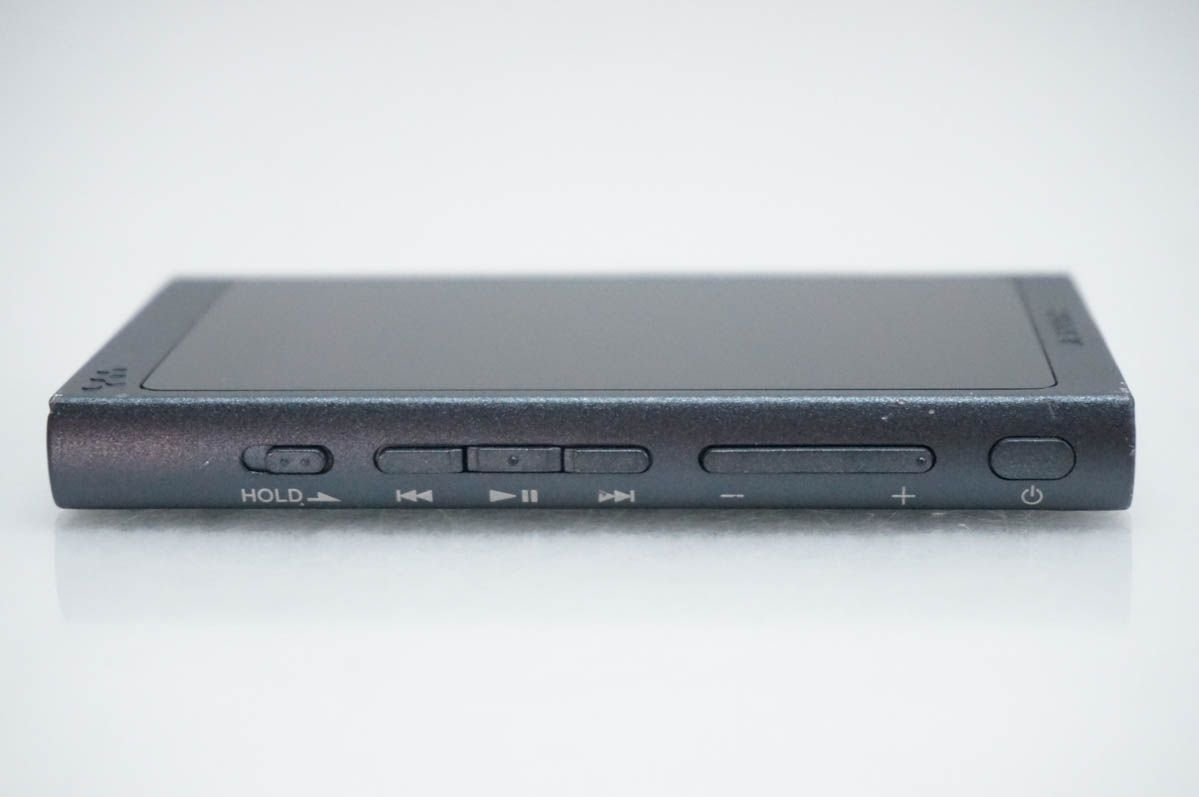 中古】SONYソニー ポータブルオーディオプレーヤー Walkman