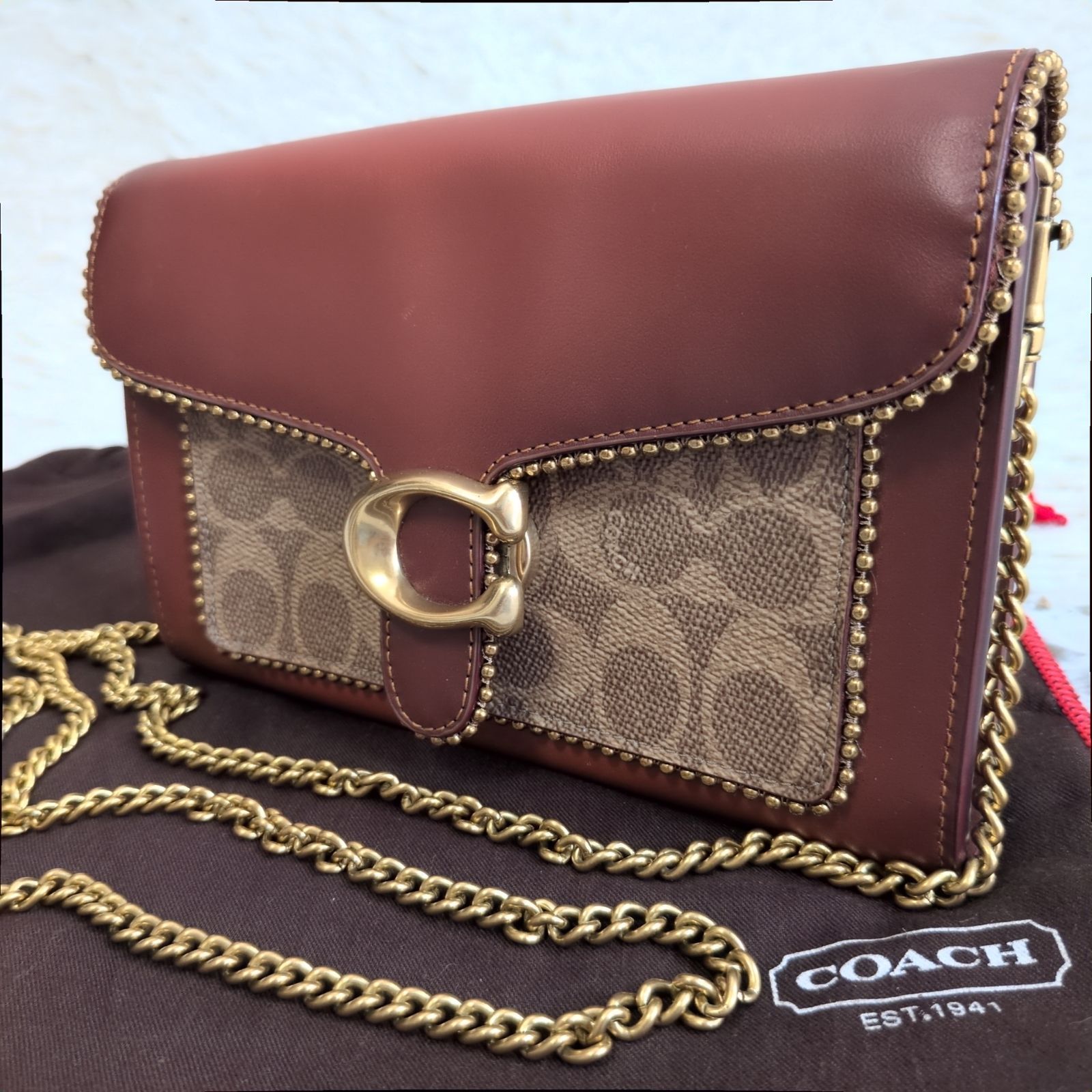 未使用級✨COACH コーチ tabby タビー チェーンショルダーバッグ レザー スタッズ 5809　シグネチャー フラップ　クロスショルダー 斜め掛け ポシェット チェーンウォレット