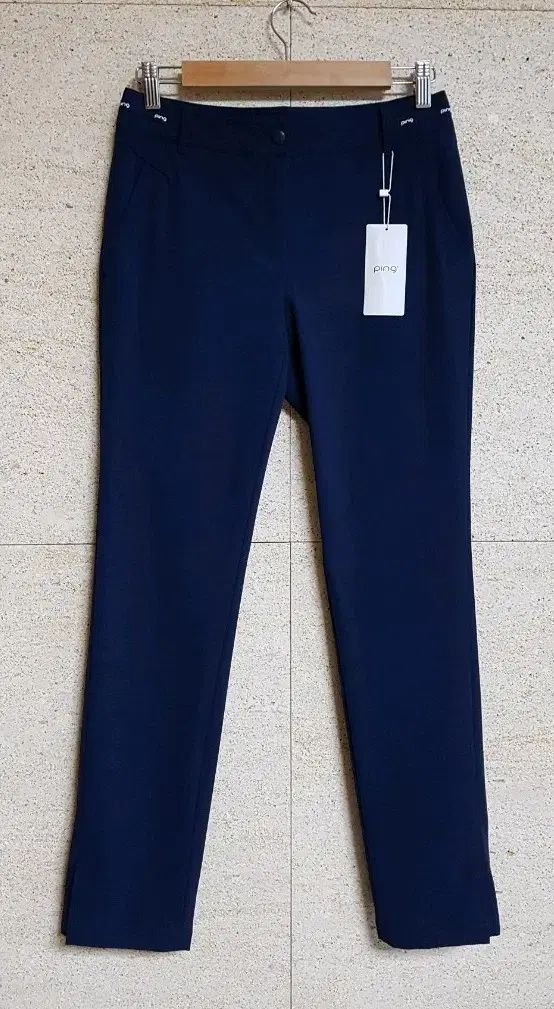 PING GOLF レディース ロゴテープ 裾スリット パンツ 28 29インチ (新品)