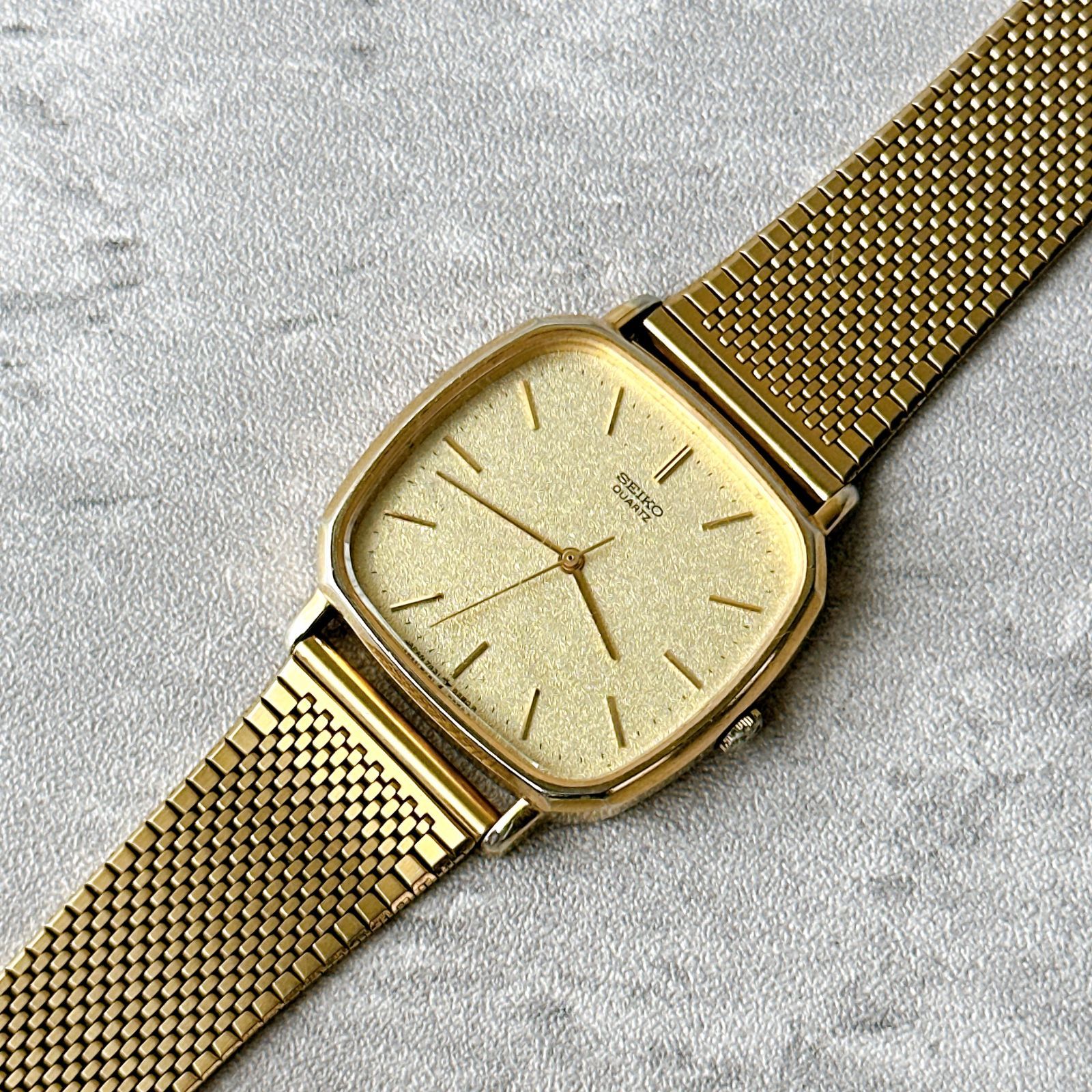 SEIKO セイコー 7431-5220 クォーツ ゴールド文字盤 スクエアケース