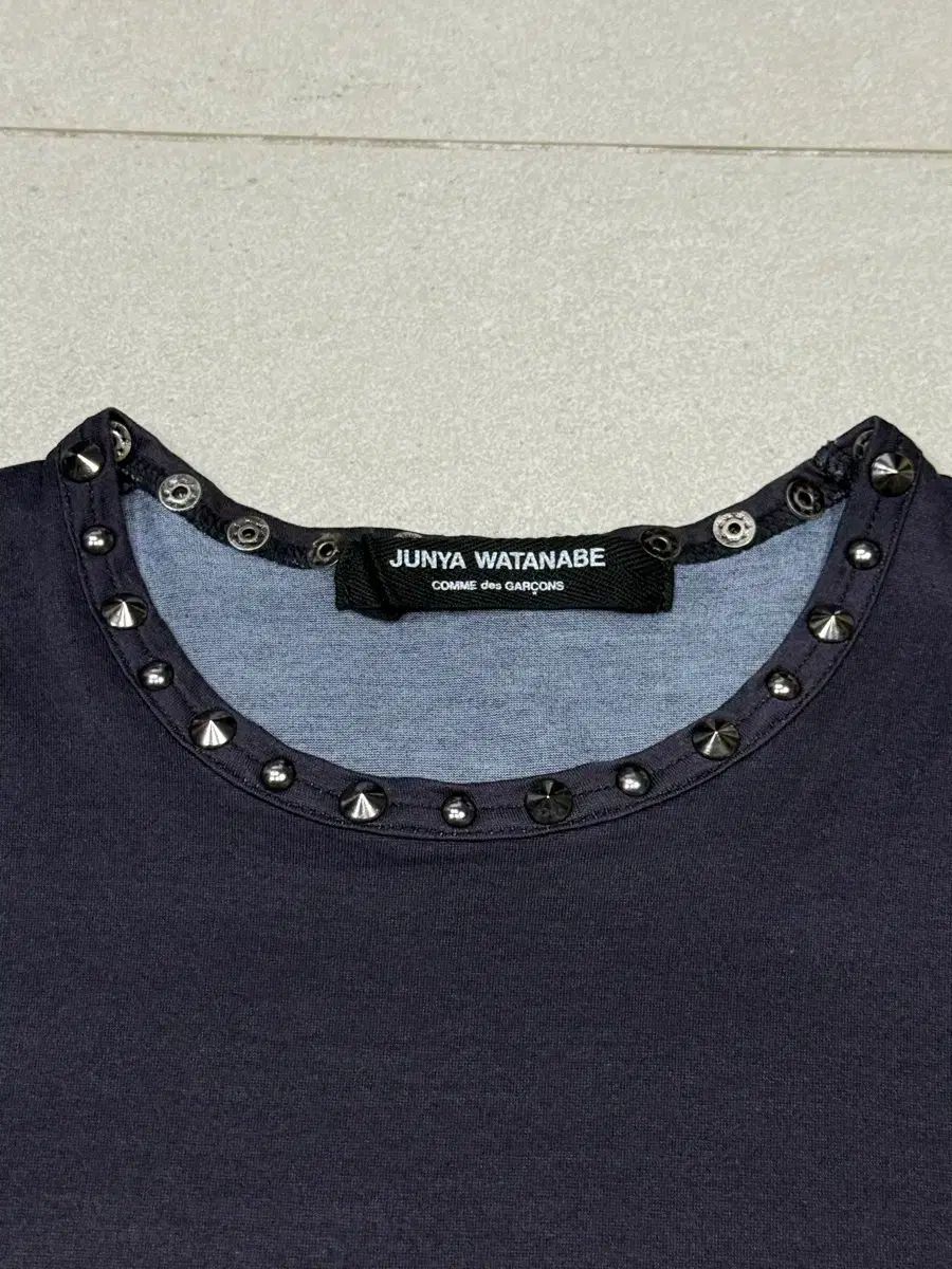 2009 ジュンヤ ワタナベ ネックLINE スタッズ タン 半袖 Tシャツ