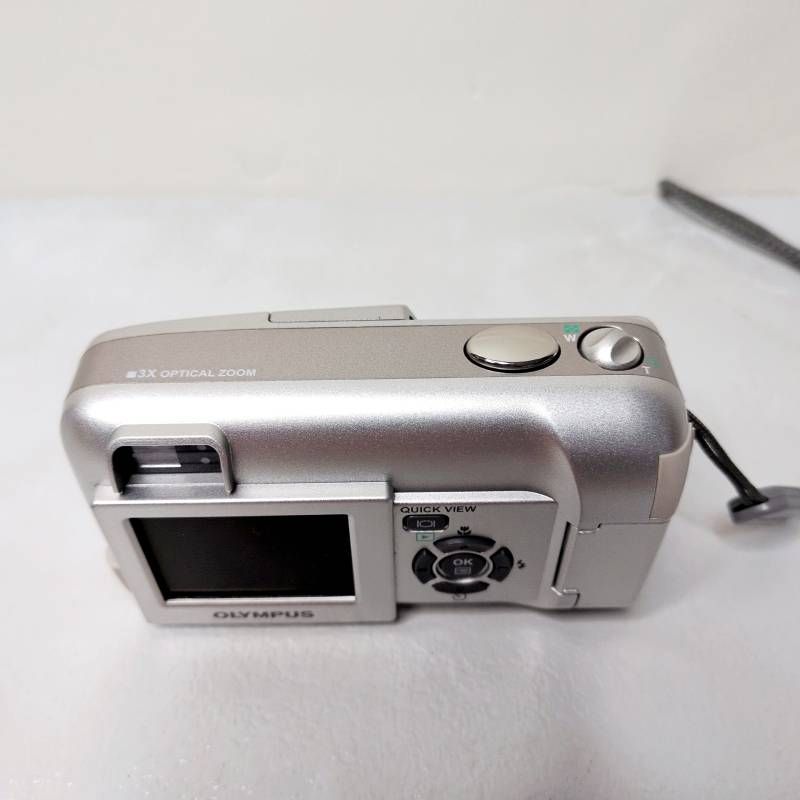 OLYMPUS CAMEDIA X-200 コンパクトデジタルカメラ シルバー 320万画素