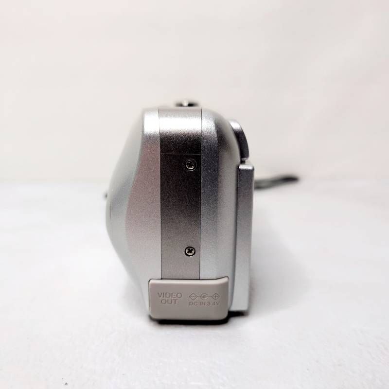 OLYMPUS CAMEDIA X-200 コンパクトデジタルカメラ シルバー 320万画素