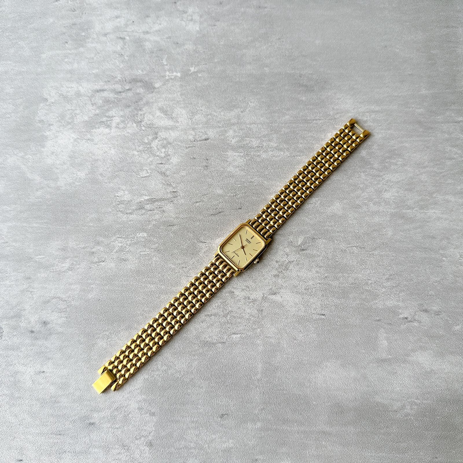 SEIKO Exceline セイコーエクセリーヌ1221-5720 レディース ゴールド