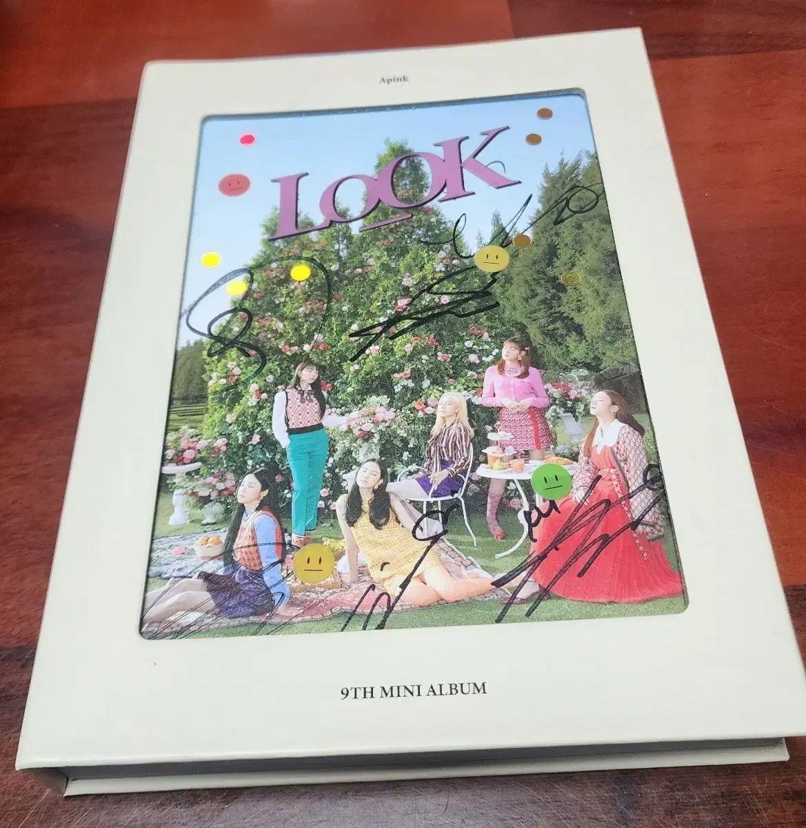 Apink 直筆サイン入りCD Apink（エーピンク）9TH MINI ALBUM サイン入り アルバム - メルカリ
