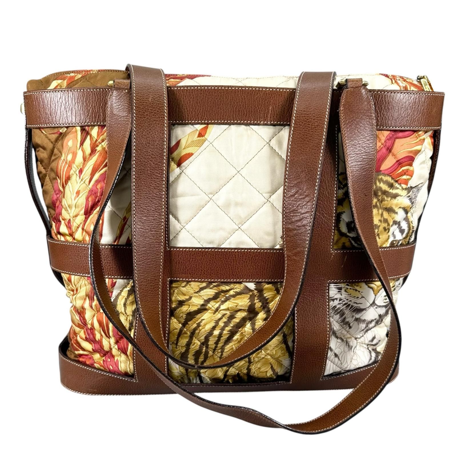 【新着】Salvatore Ferragamo ケージバッグ 付け替え可能 キルティング レザー、キャンバス ブラウン、ベージュ トートバッグ ゴールド