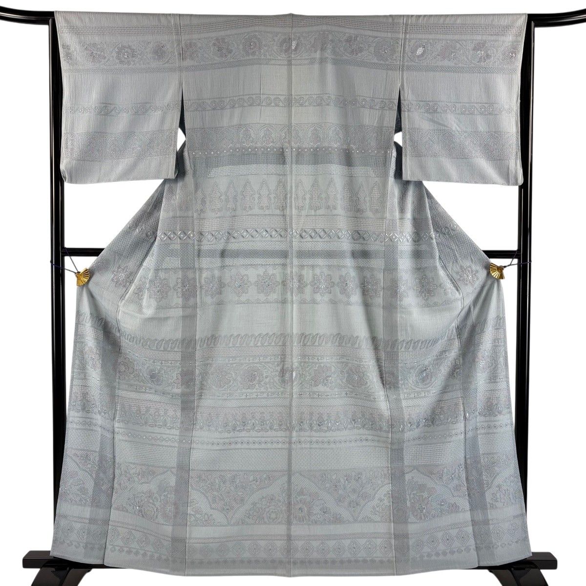 訪問着 身丈162cm 裄丈64.5cm M 単衣 紬地 草花 縞 刺繍 水色 正絹 逸品 【中古】