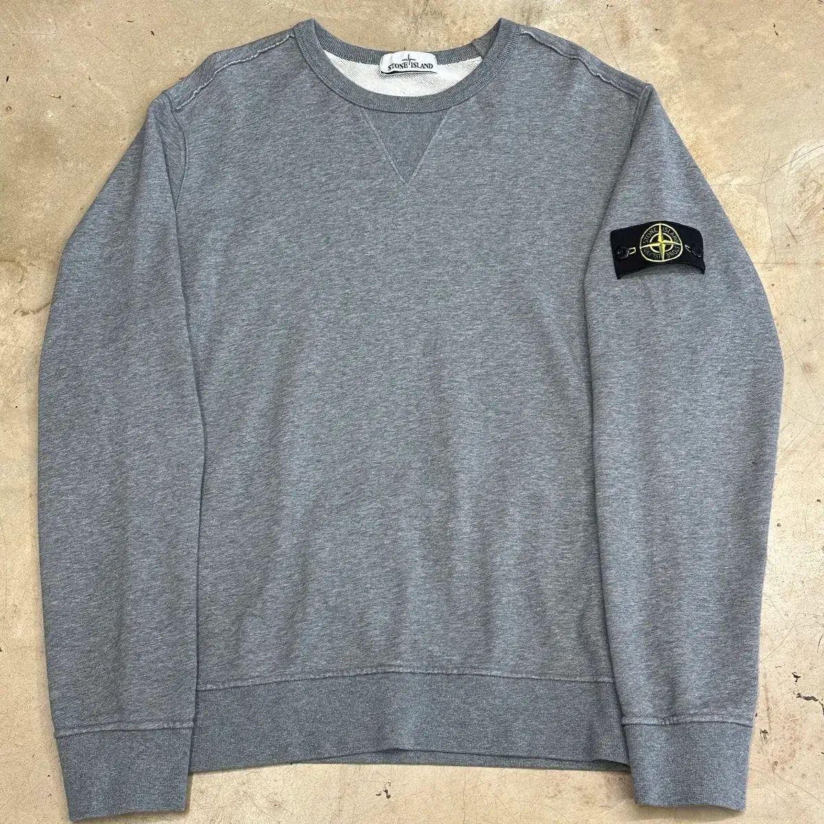 STONE ISLAND ストーンアイランド グレー スウェット L