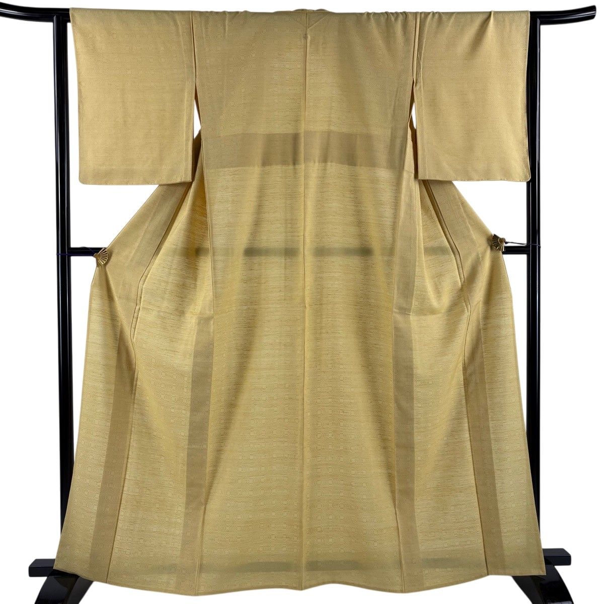 【美品】 色無地 身丈164cm 裄丈63.5cm S 単衣 紬地 地紋 黄色 正絹 秀品 一つ紋 【中古】