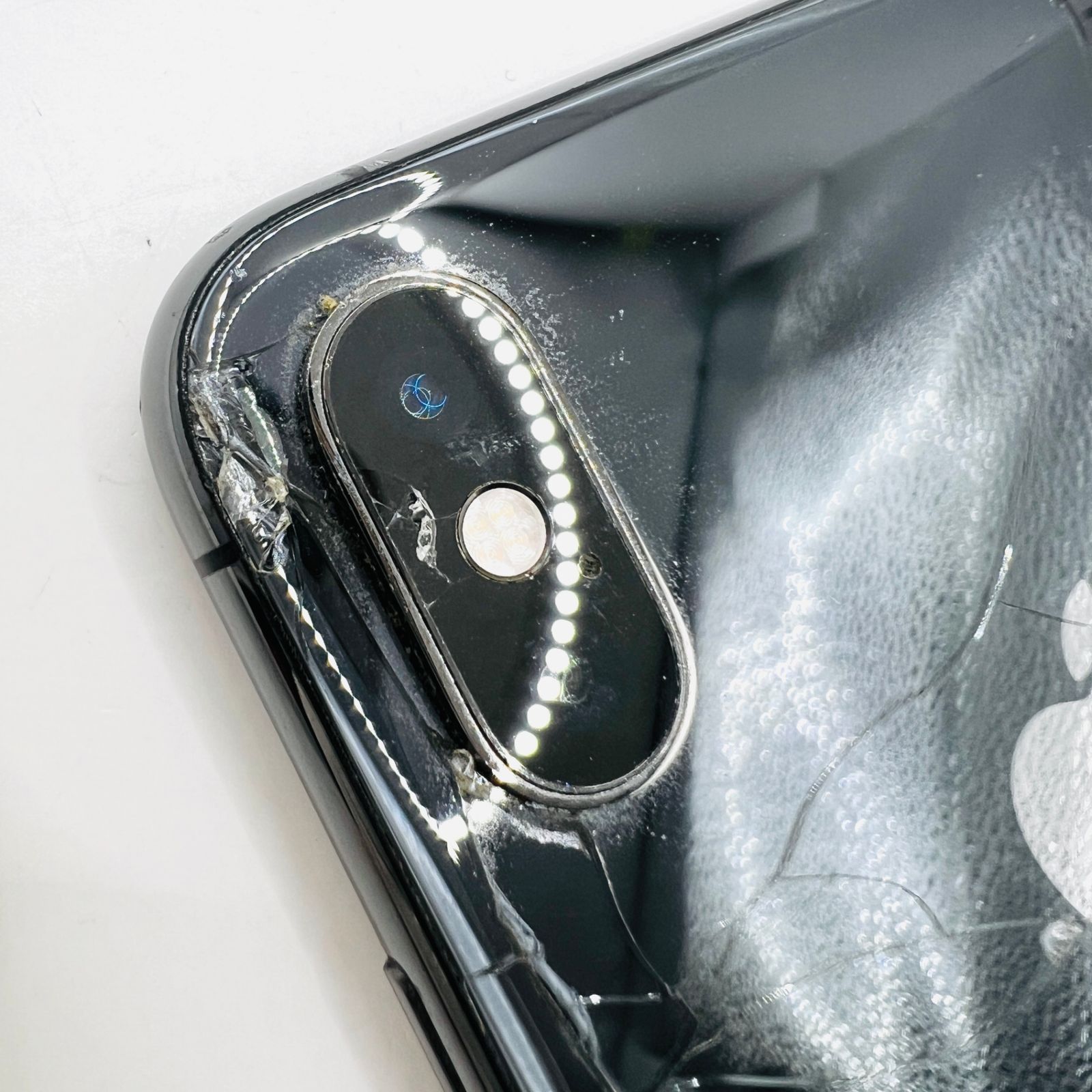 docomo iPhone XS 256GB ジャンク品 - メルカリ