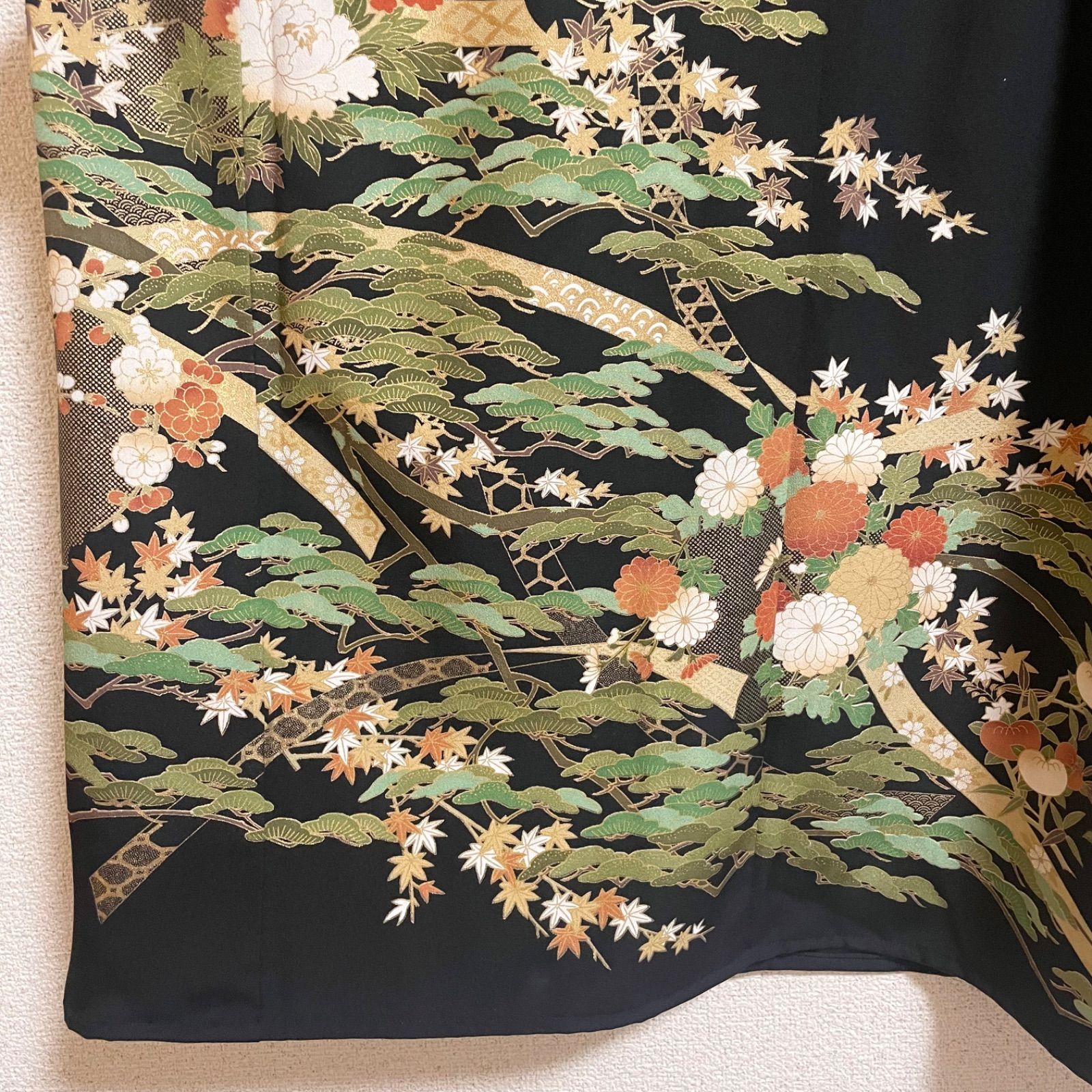 一点物 着物リメイク ロングワンピース ドレス 黒留袖 正絹 草花文