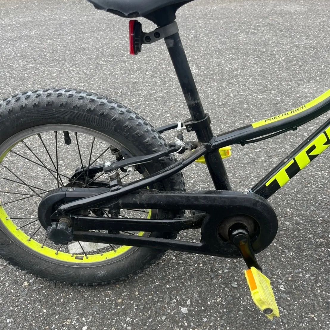 TREK トレック　 Precaliber　16　キッズバイク 子供用自転車