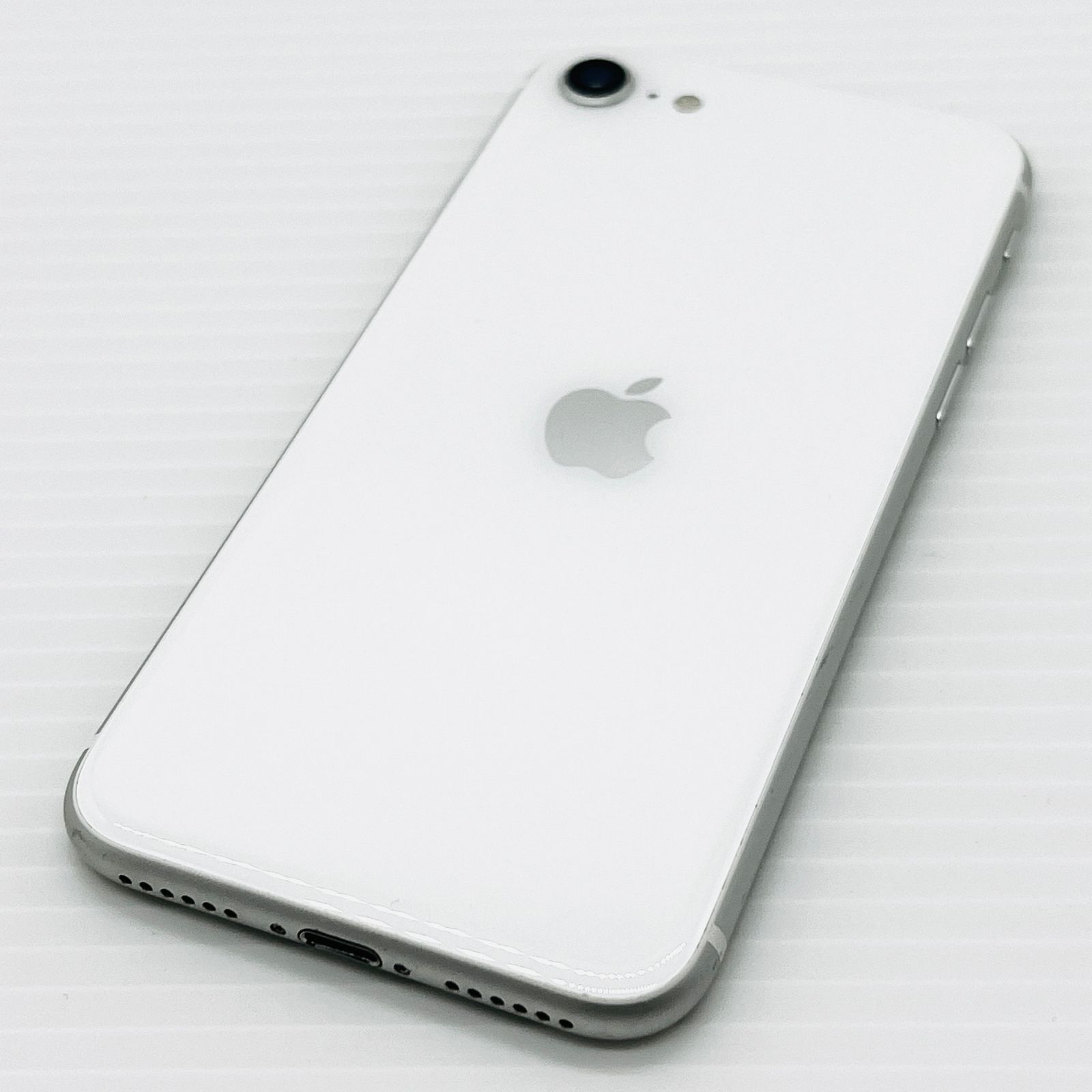 iPhone SE2 64GB ホワイト 中古 SIMフリー Bランク - メルカリ