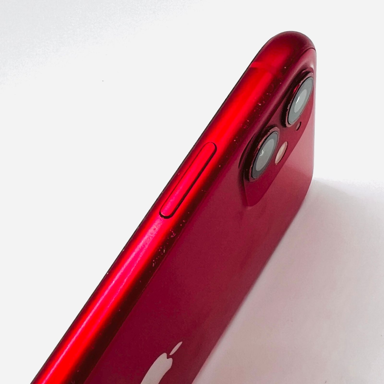iPhone11 128GB プロダクトレッド SIMフリー 中古 Cランク - メルカリ