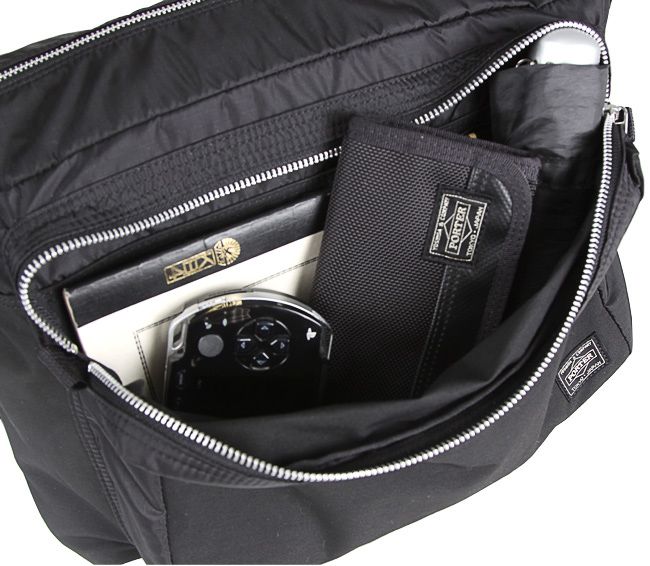 メーカー正規品】ポーター テラ ショルダーバッグ(L) 658-05421 吉田