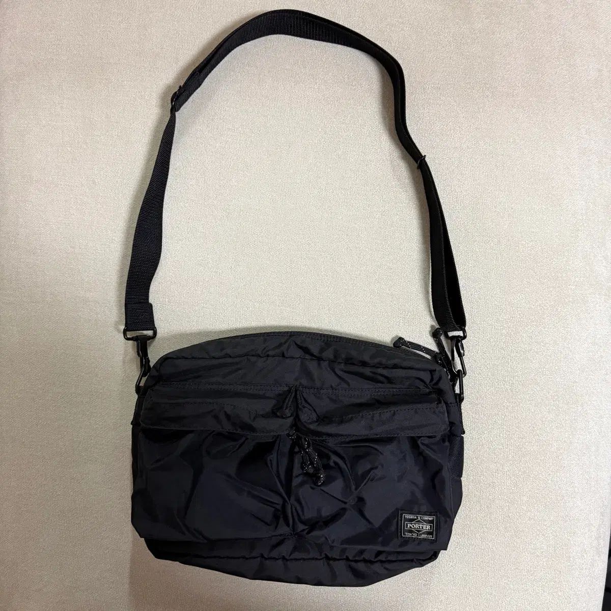 ポーター フォース ショルダーバッグ スモール ブラック 27,394円