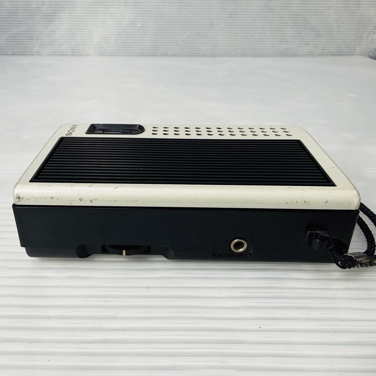 動作品　SONY TR-830ラジオ ケース付き ソニー SONY ソニー AM ラジオ TR-3500 ブラック 昭和レトロ ポータブルラジオ