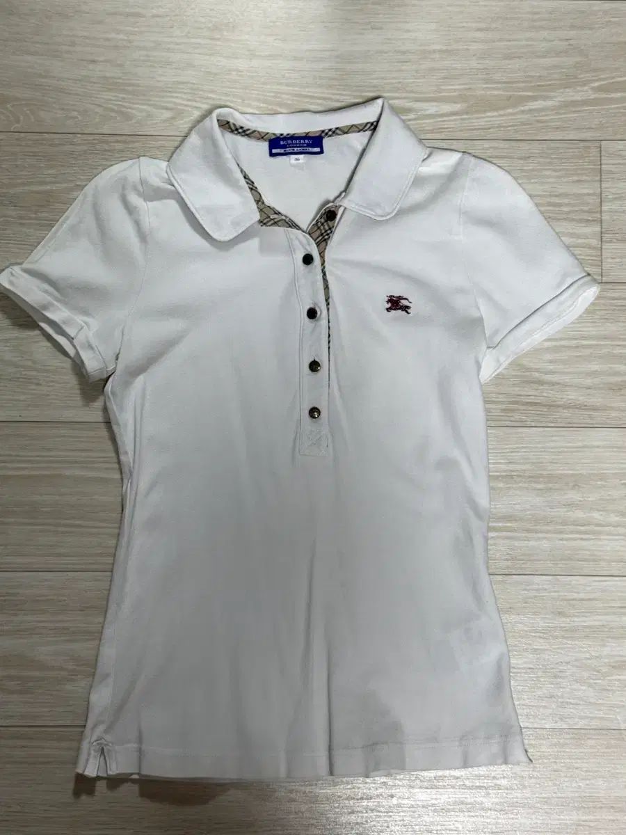 バーバリー レディース 白 カラーTシャツ