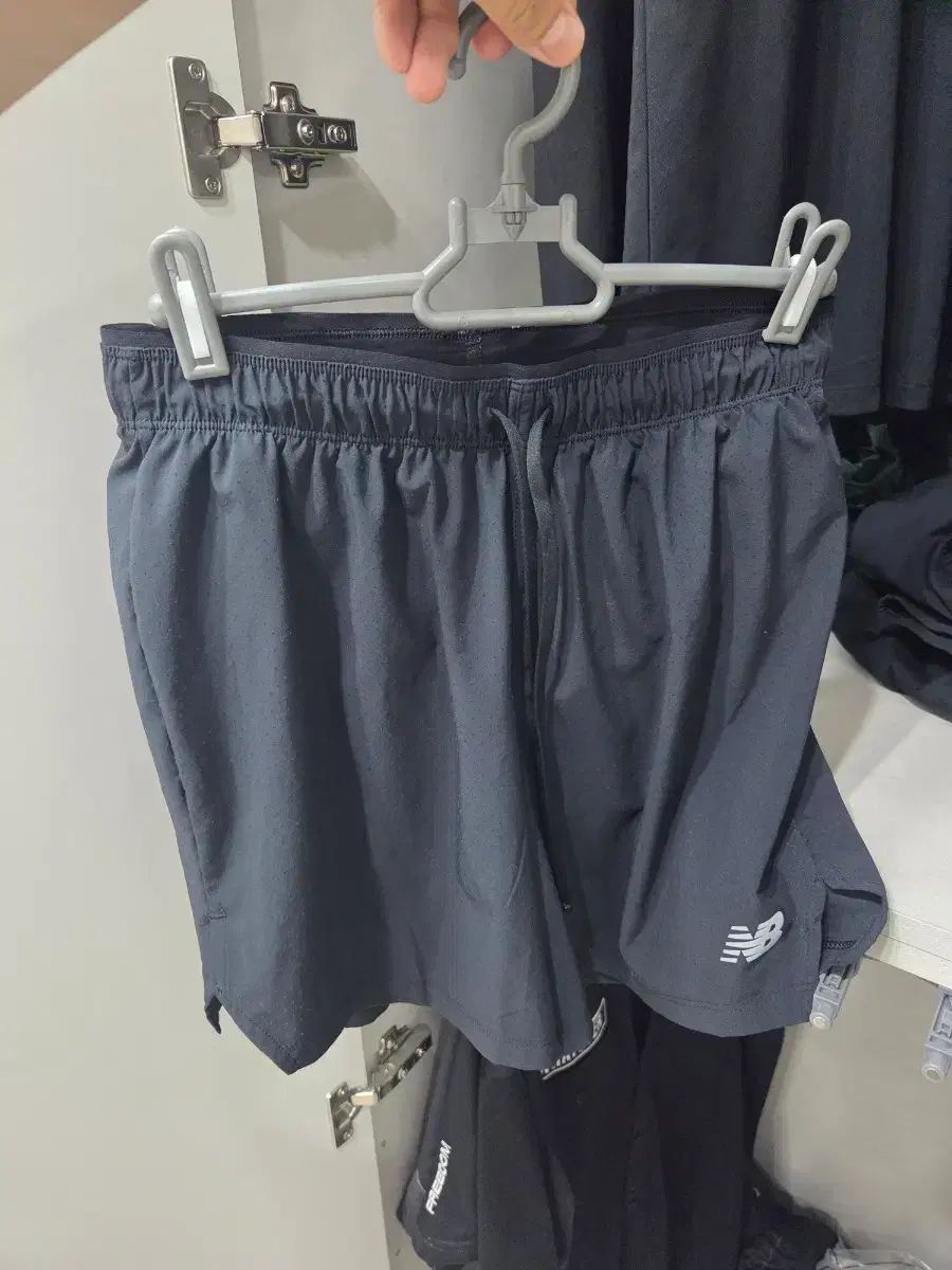 ニューバランス 半袖 Tシャツ ハーフパンツ ランニング セット まとめ 出品