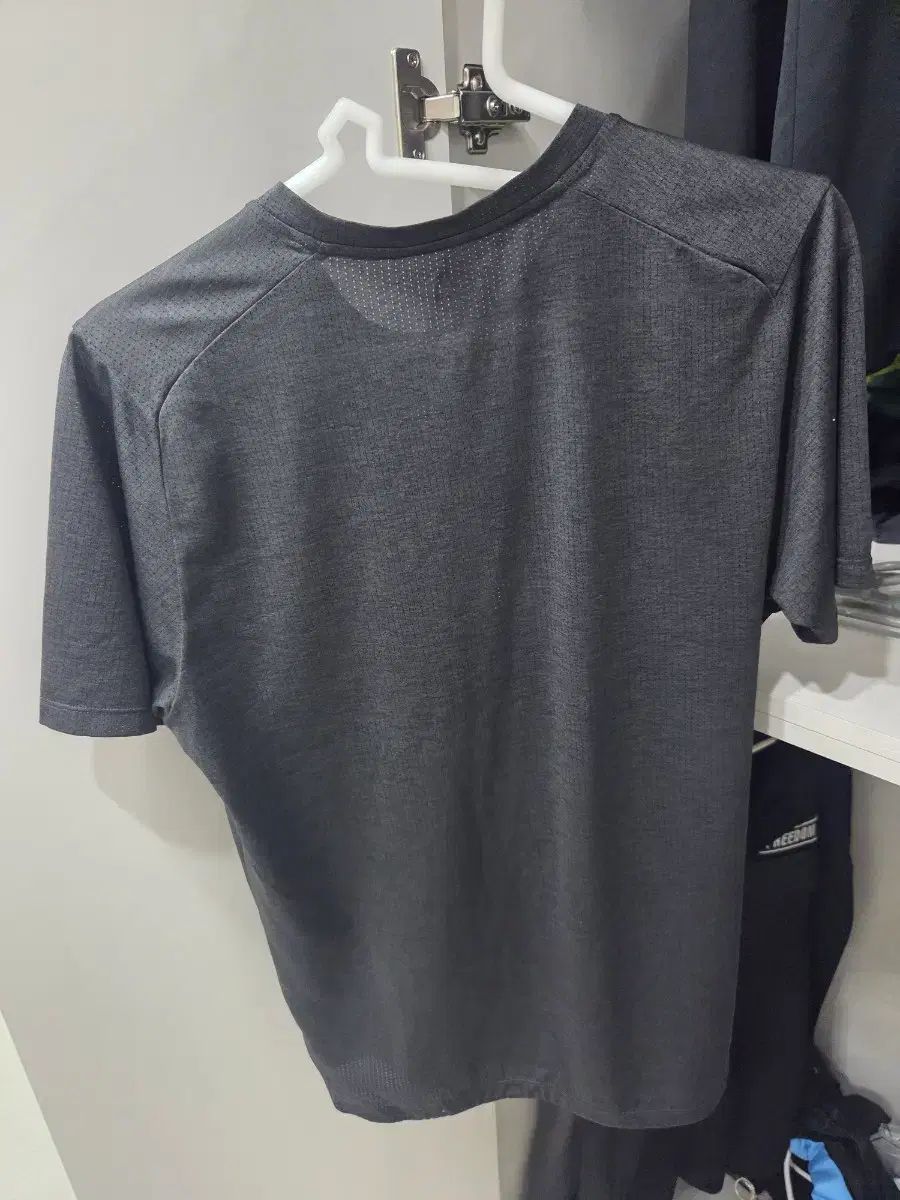 ニューバランス 半袖 Tシャツ ハーフパンツ ランニング セット まとめ 出品
