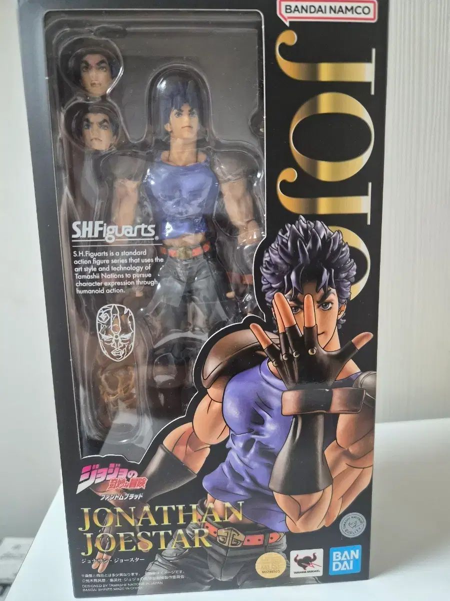 BANDAI SHF ジョジョの奇妙な冒険 ジョナサン・ジョースター アクションフィギュア